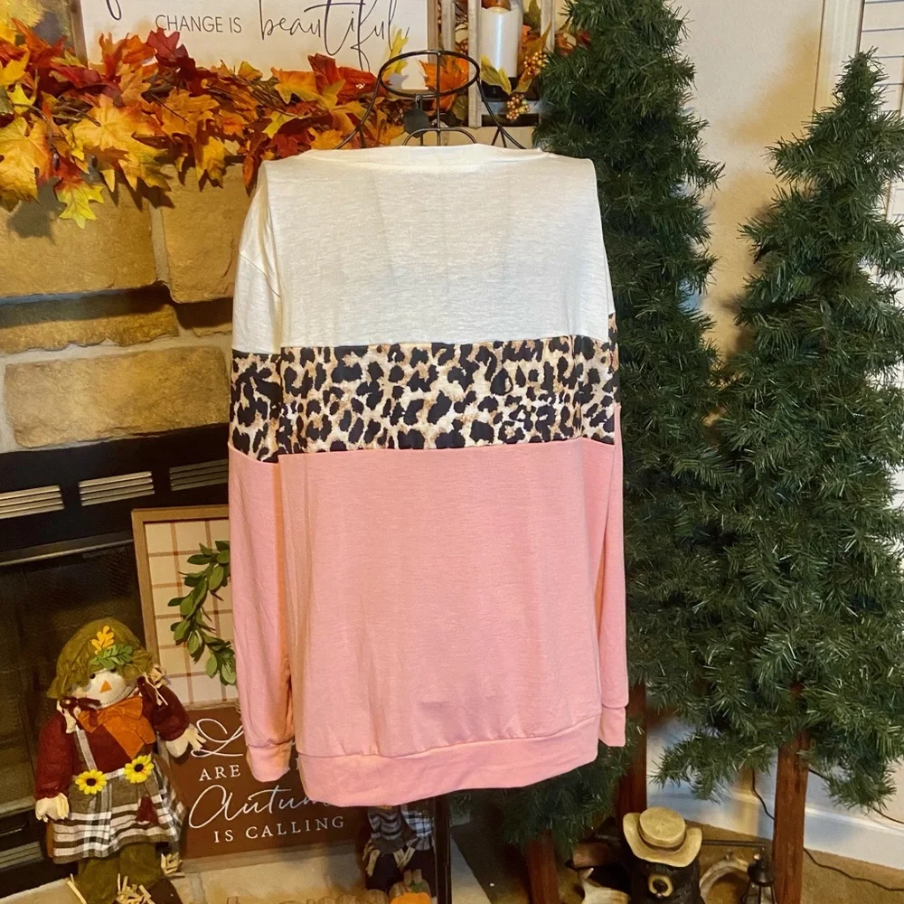 NWOT SHEIN Top - Picture 2 of 3